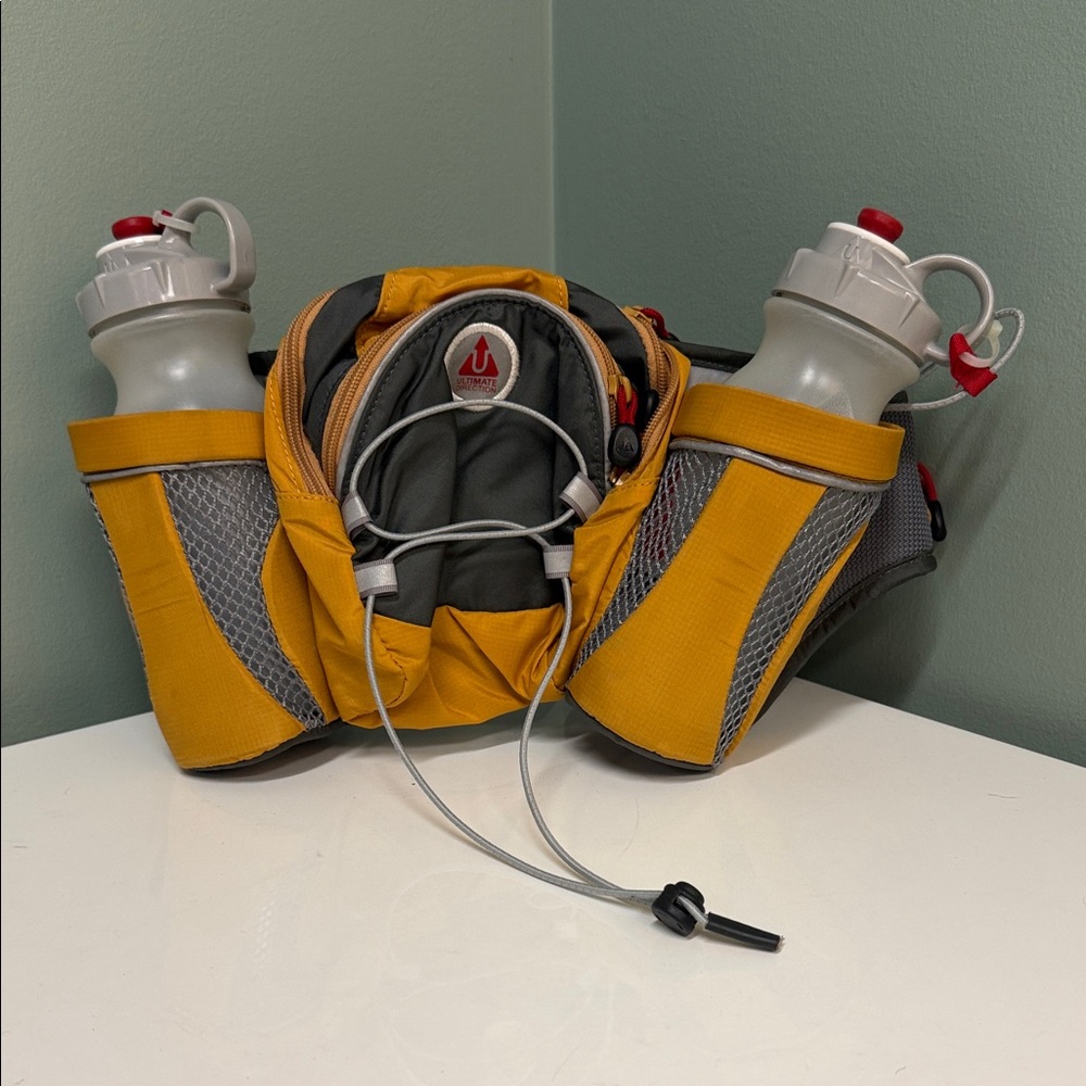 Ultimate Direction Yellow And Gray Hydration Wais… - image 1